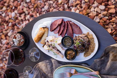 Saltbush Restaurant At DoubleTree By Hilton Alice Springs - Hotel QLD 2