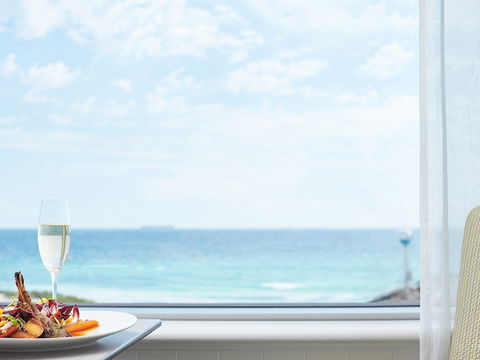 Hamptons City Beach - Hotel QLD 0