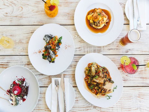 Hamptons City Beach - Hotel QLD 1