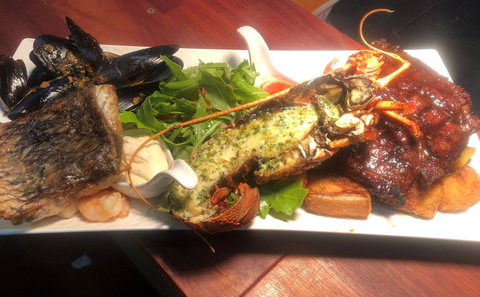 HarbourView Restaurant And Bar - Hotel QLD 2