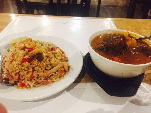 N' Thai Sing - Hotel QLD 0