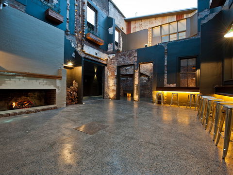 Royal Hotel Queanbeyan - Hotel QLD 2