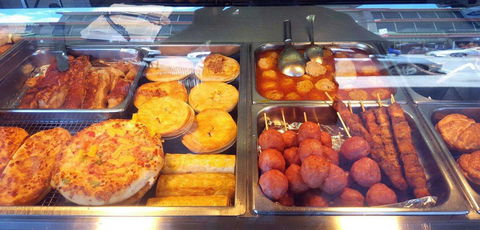 Vinata's Hot Bread - Hotel QLD 0