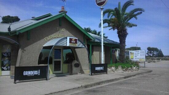 Warnertown SA Hotel QLD