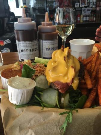 Bonditony's Burger Joint - Hotel QLD 0