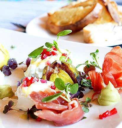 Lush Coffee Lounge - Hotel QLD 11
