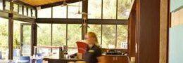 Lush Coffee Lounge - Hotel QLD 8