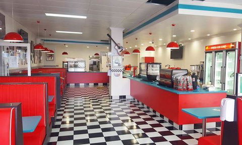 RJ's Rock N Roll Diner - Hotel QLD 8