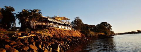 The Rock Bar And Grill - Hotel QLD 5