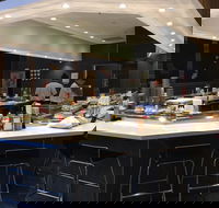Sushi Bay - Hotel QLD