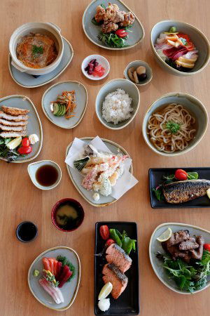Torii Restaurant & Bar - Hotel QLD 0