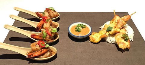 Bangkok Thai Restaurant On Mermaid - Hotel QLD 2