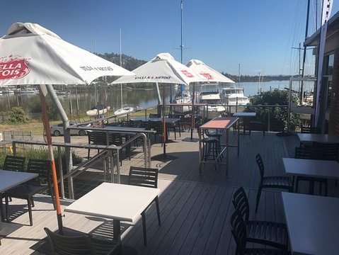 Yacht Club Fifty Five - Hotel QLD 0