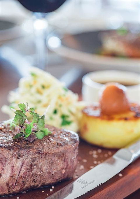 Cafe Sopra - Hotel QLD 3