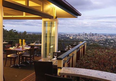 Cafe Sopra - Hotel QLD 4