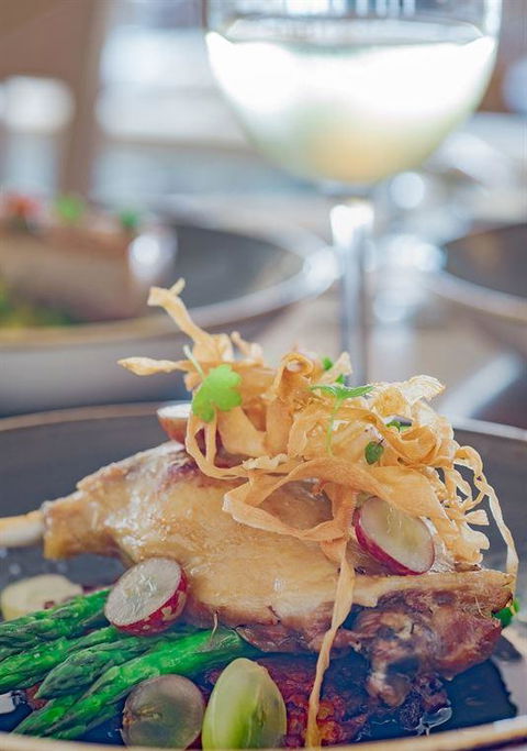Cafe Sopra - Hotel QLD 5