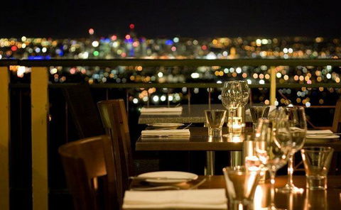 Cafe Sopra - Hotel QLD 6