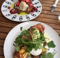 The Low Road Cafe - Hotel QLD