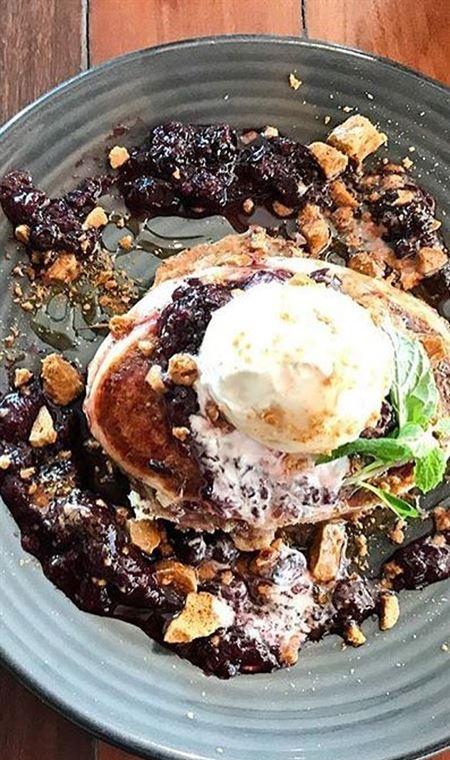 BSKT Cafe - Hotel QLD 4