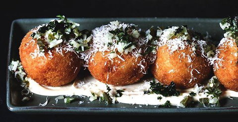 The Stables Bar - Hotel QLD 3