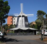 The Windmill Cafe at Bargara - Hotel QLD