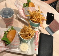 Betty's Burgers  Concrete Co - Hotel QLD
