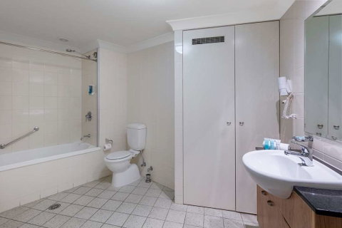 Nesuto Canberra Apartment Hotel - Hotel QLD 5