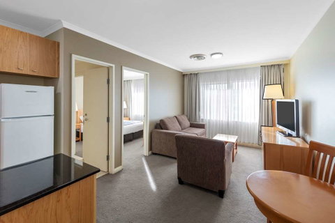 Nesuto Canberra Apartment Hotel - Hotel QLD 11