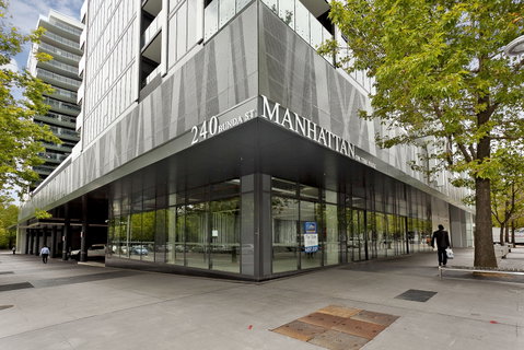Astra Canberra Manhattan - Hotel QLD 1