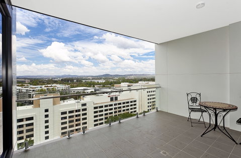 Astra Canberra Manhattan - Hotel QLD 8