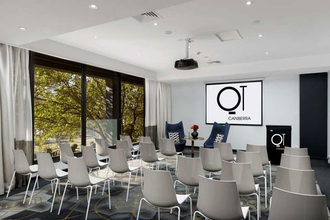 QT Canberra - Hotel QLD 7