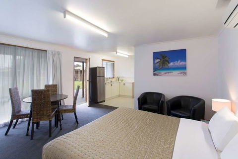 Best Western Colonial Village Motel - Hotel QLD 1
