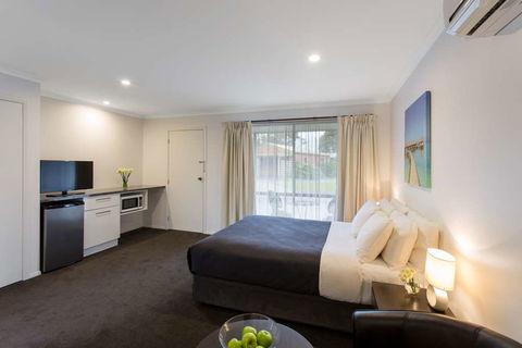 Best Western Colonial Village Motel - Hotel QLD 2