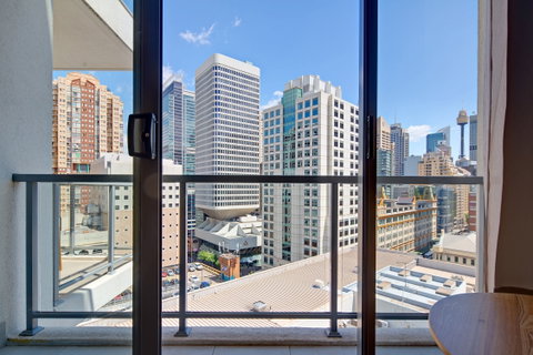 Zara Tower Serviced Apartments - Hotel QLD 2