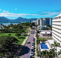 Holiday Inn Cairns Harbourside - Hotel QLD