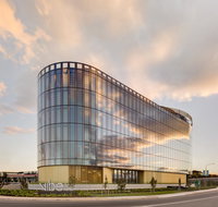 Vibe Hotel Canberra - Hotel QLD