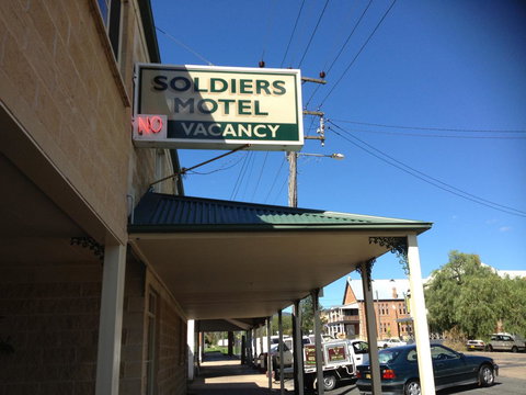 Soldiers Motel - Hotel QLD 0