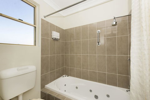 Soldiers Motel - Hotel QLD 8