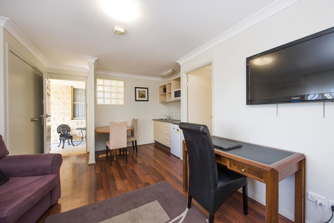 Soldiers Motel - Hotel QLD 6