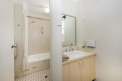 Soldiers Motel - Hotel QLD 19