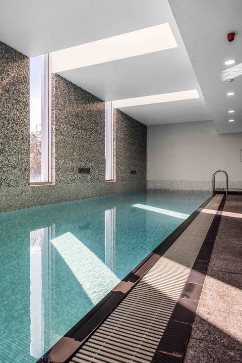 Port Adelaide Executive Waterfront Apartment - Hotel QLD 26