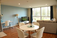 Book Glenelg Accommodation Vacations Hotel QLD Hotel QLD