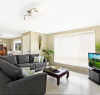 Ainslie Roberts Drive Retreat - Hotel QLD