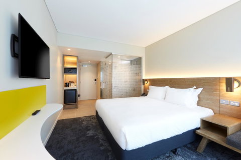 Holiday Inn Express Adelaide City Centre, An IHG Hotel - Hotel QLD 7