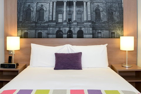 Grosvenor Hotel Adelaide - Hotel QLD 4
