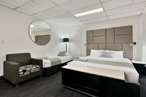 Cosmo On Bank - Hotel QLD 4
