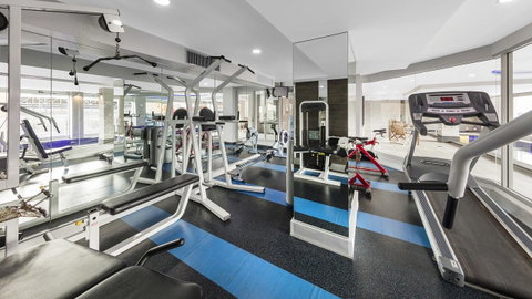 Oaks Adelaide Embassy Suites - Hotel QLD 5