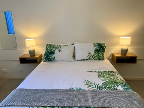 Inna Nutshell - Hotel QLD 13