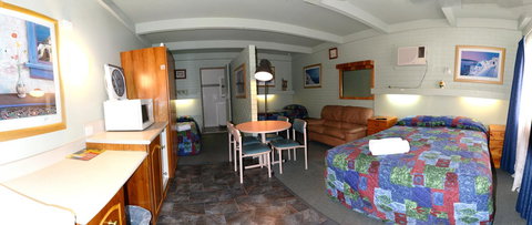 Ardeanal Motel - Hotel QLD 7