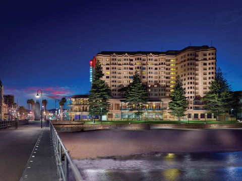 Stamford Grand Adelaide - Hotel QLD 0